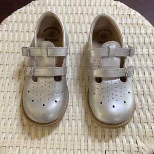 Footmates silver leather shoes